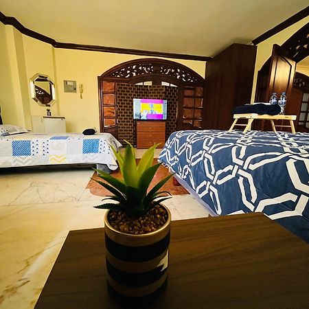 Mega Suite Junto Al San Marino Shopping Guayaquil Eksteriør billede