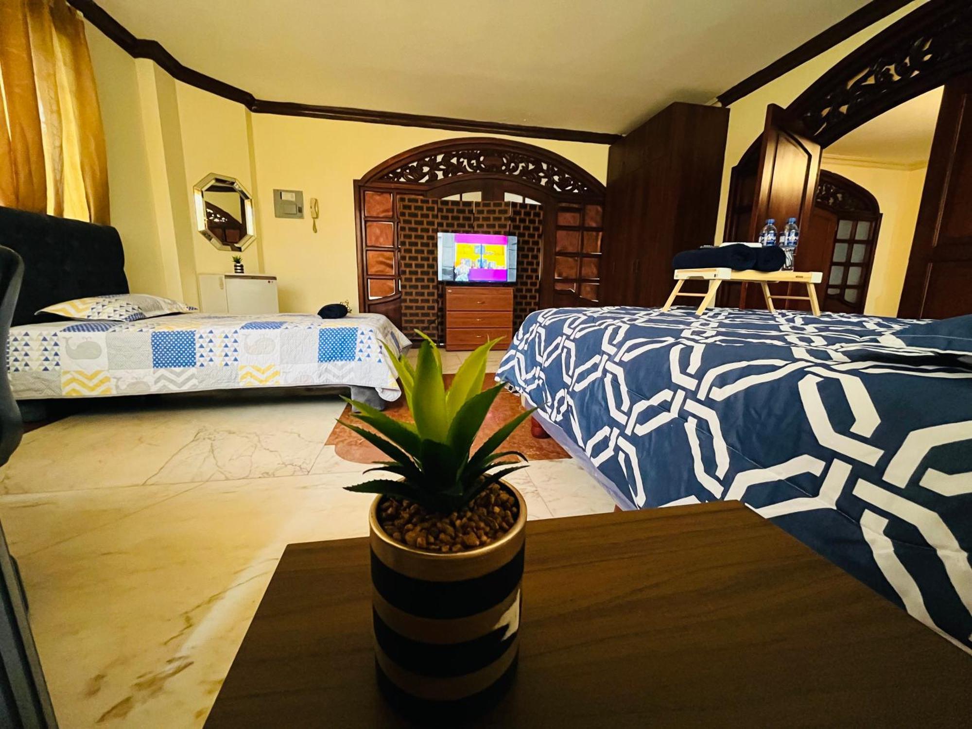 Mega Suite Junto Al San Marino Shopping Guayaquil Eksteriør billede